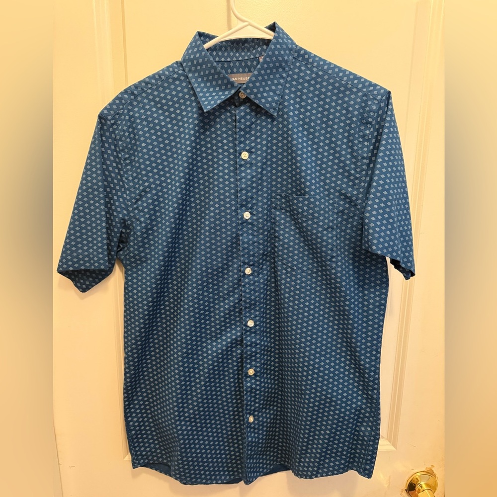 Van Heusen blue collared short sleeve button down size S classic for